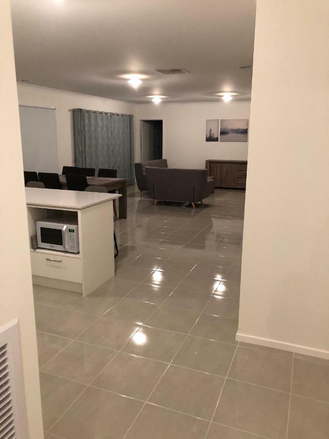 Apple House Tarneit North Apartment Exterior foto